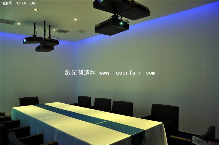 索尼激光工程投影大挑战之沉浸式餐厅