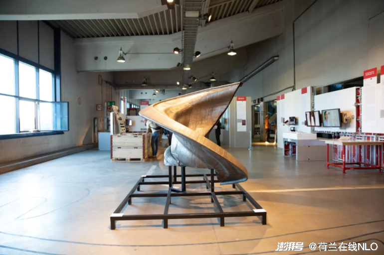 世界上第一座3D打印钢桥 图：tom mesic CC BY-NC-ND 2.0协议