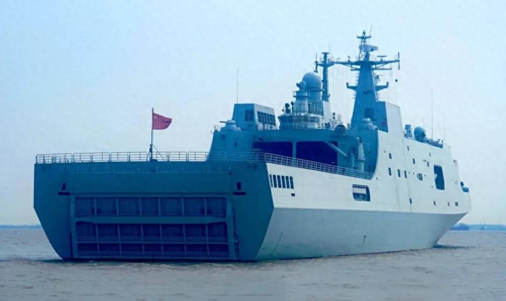 中国海军新型舰载激光武器登场，发射功率影响用途的广泛性
