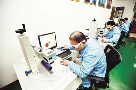 图文：武汉锐科：激光新兵破美国垄断